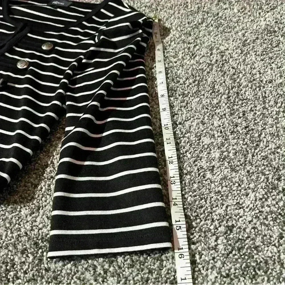 IZ Byer Girls Black/white Striped Cropped Cardigan size Medium - Picture 5 of 10